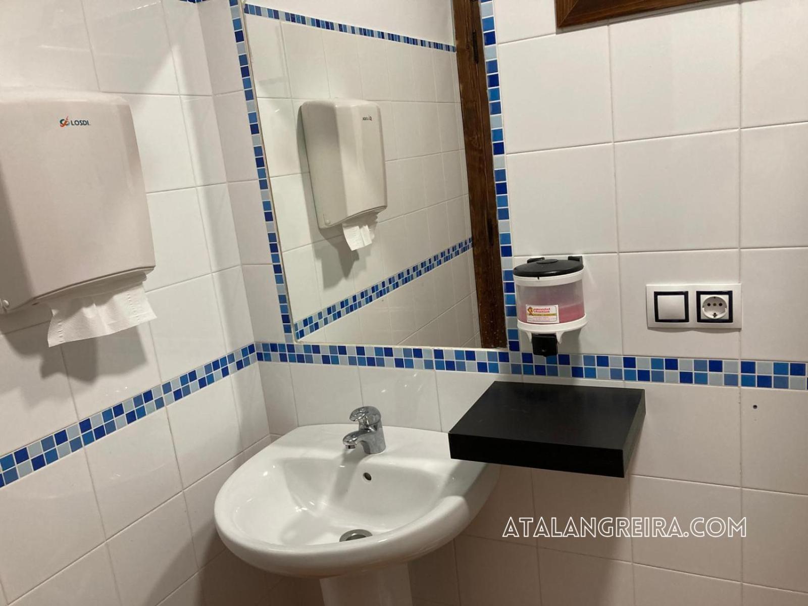 Albergue O Beque 莫阿纳 外观 照片