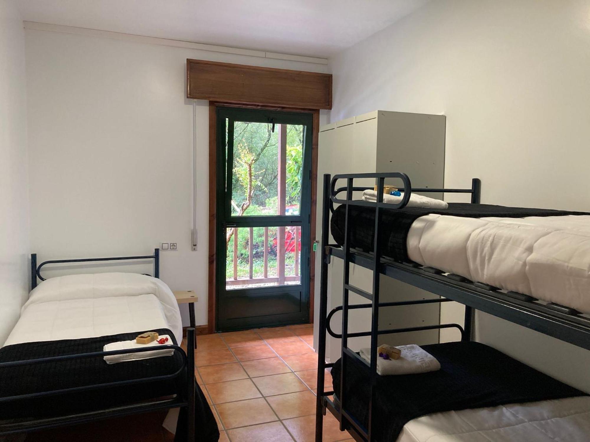 Albergue O Beque 莫阿纳 外观 照片