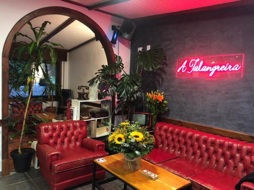 Albergue O Beque 莫阿纳 外观 照片
